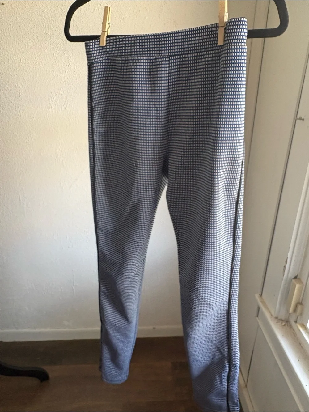Zara - Women’s Navy and White Zip-Front Cropped Top and matching pants
